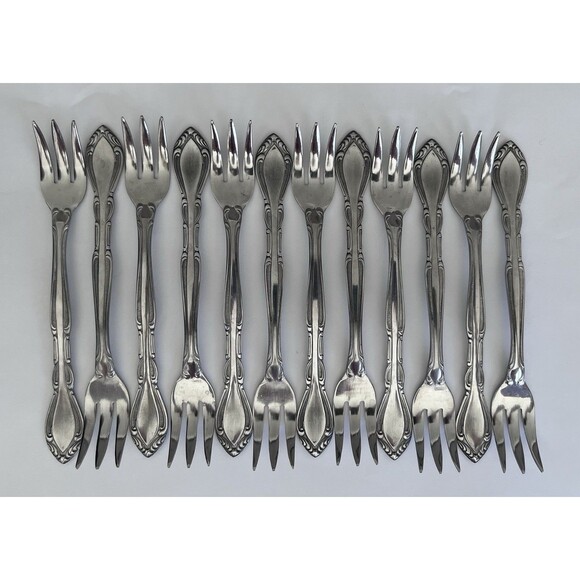 12 Rogers Auberge Japan Cocktail Seafood Forks Stainless Flatware - Picture 1 of 2
